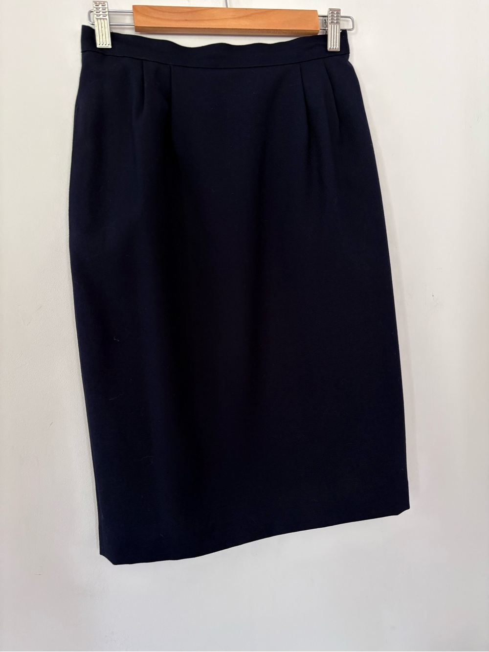 Vintage Navy Blue Pencil Skirt Made In Hong Kong Back Slit Hand Pockets Office